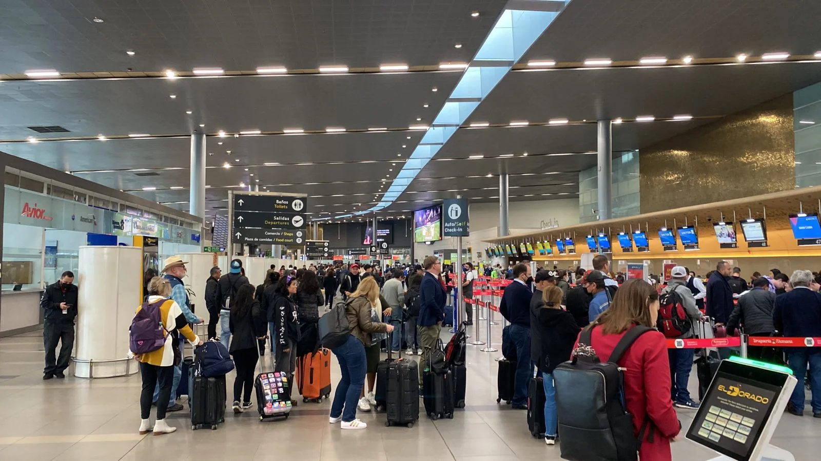 Aeropuertos colombianos movilizaron 19,6 millones de viajeros