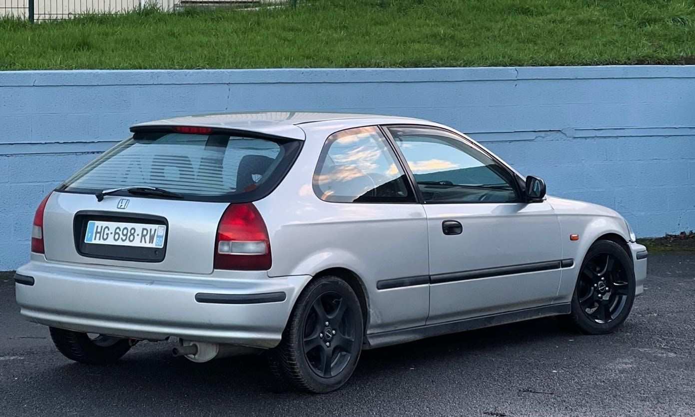 Honda Civic EJ9 arrière