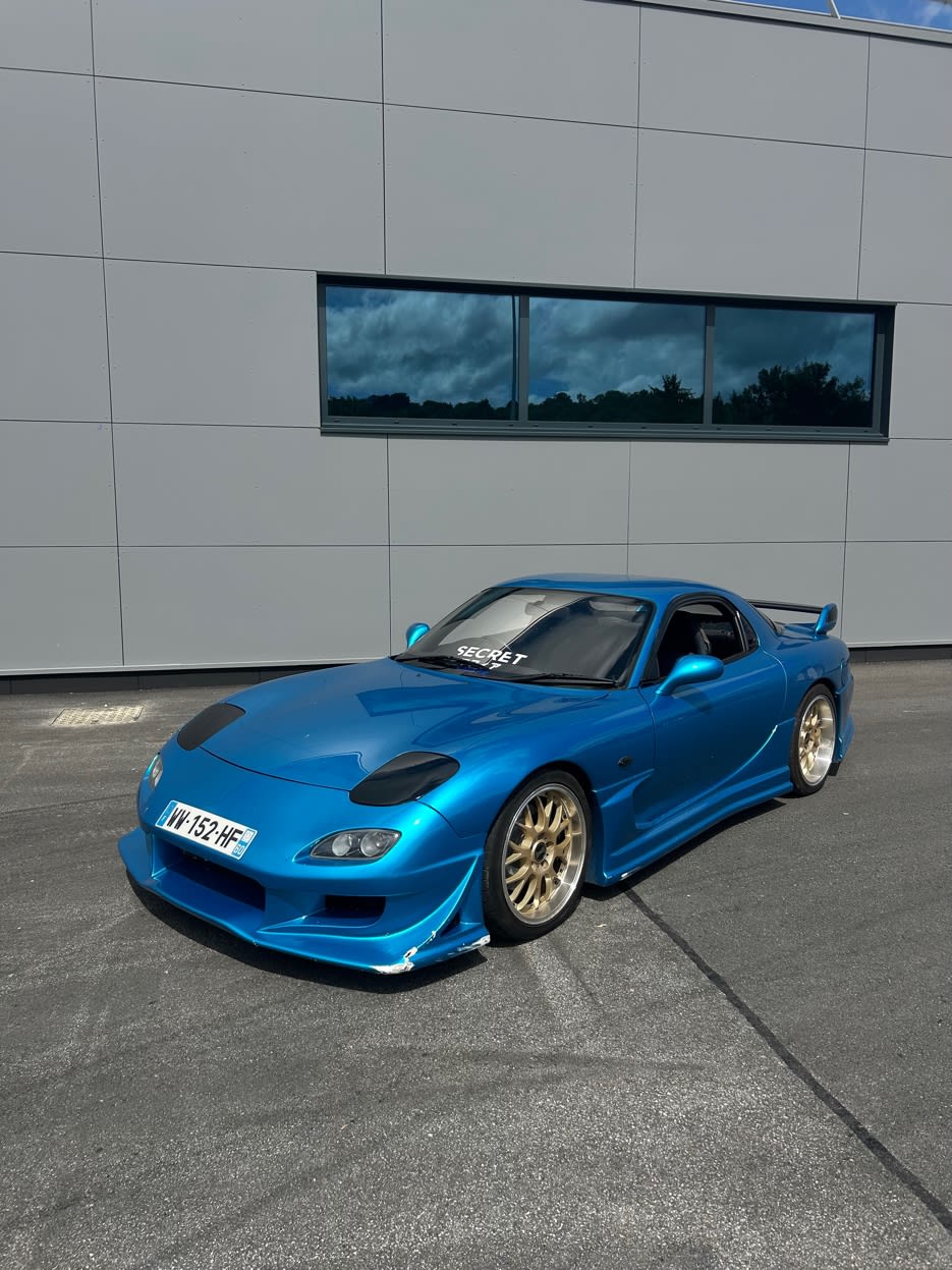 Mazda RX-7 FD avant