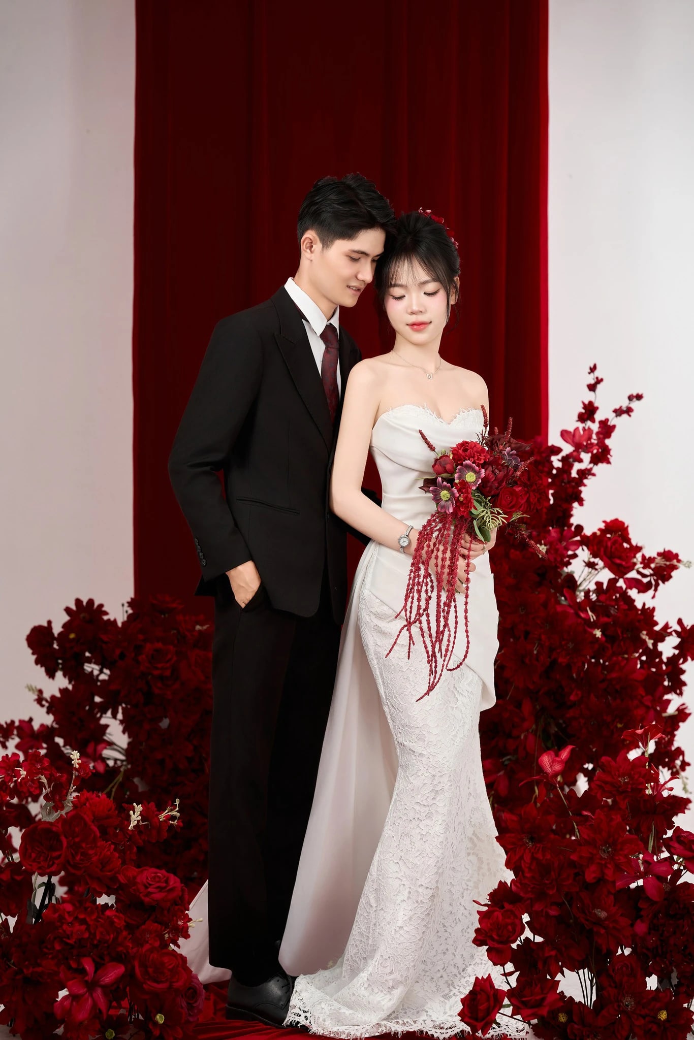 Studio Concept - Phông Hoa Trắng Đỏ — ảnh 2