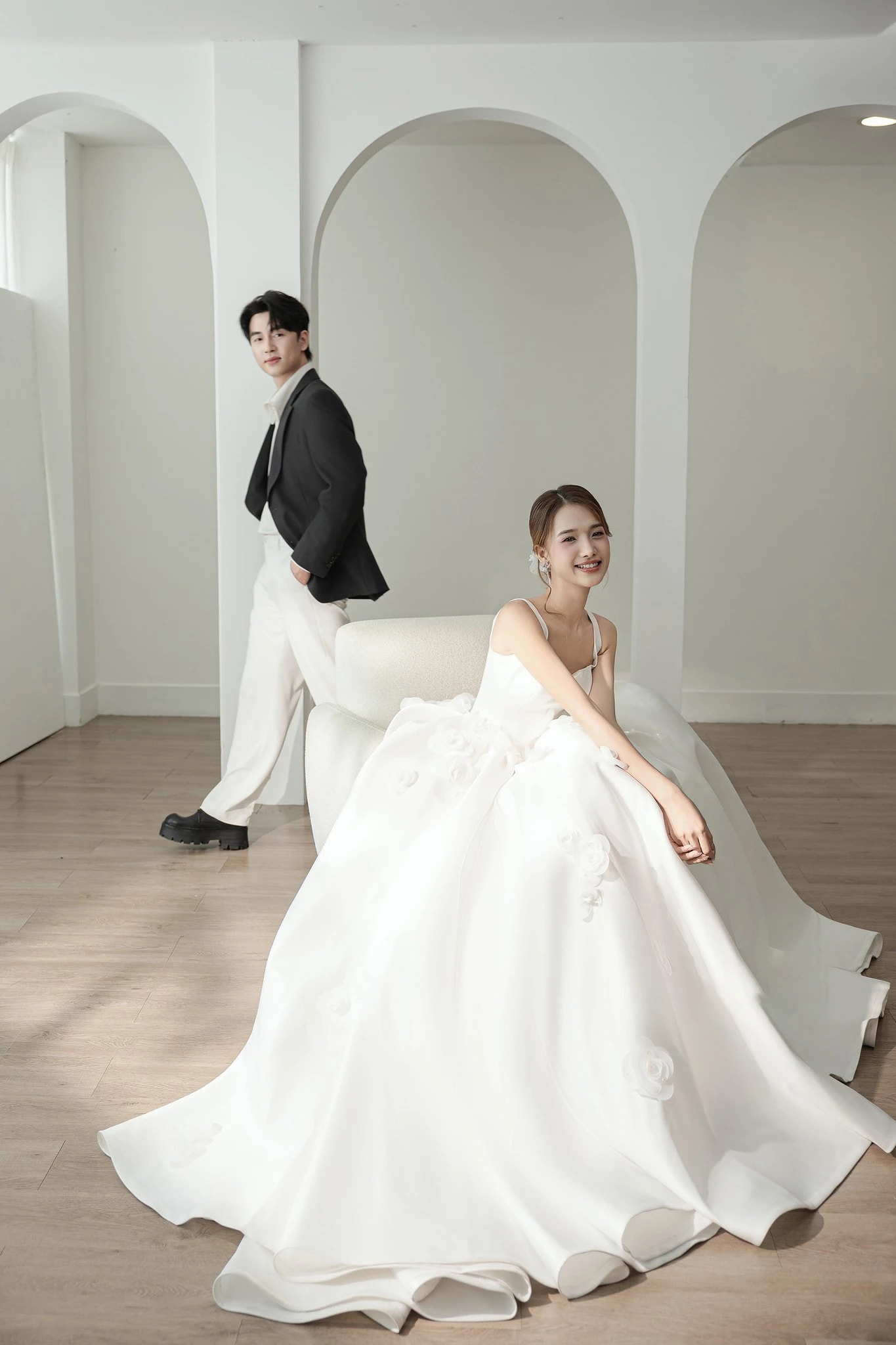 Studio Concept - Phông Trắng Trơn — ảnh 1