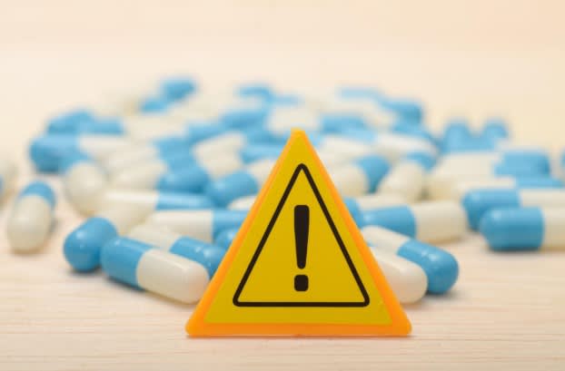 Painkillers Explained: Benefits, Risks, Side Effects and  Safe Usage