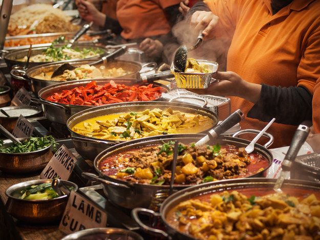 खाने का सम्मान: शादी के सीजन में हमारी जिम्मेदारी