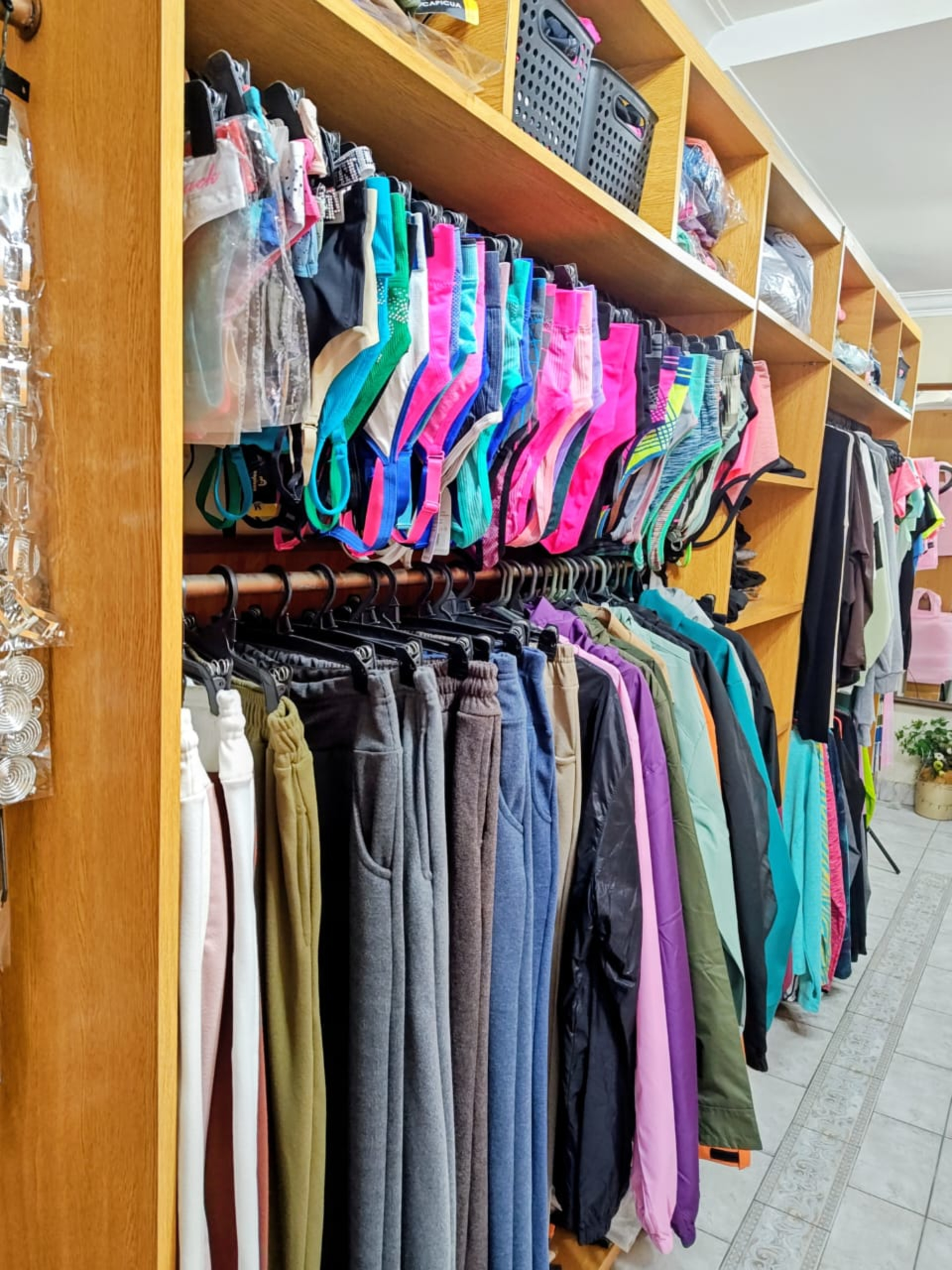 MP Ropa Deportiva  - Imagen 1