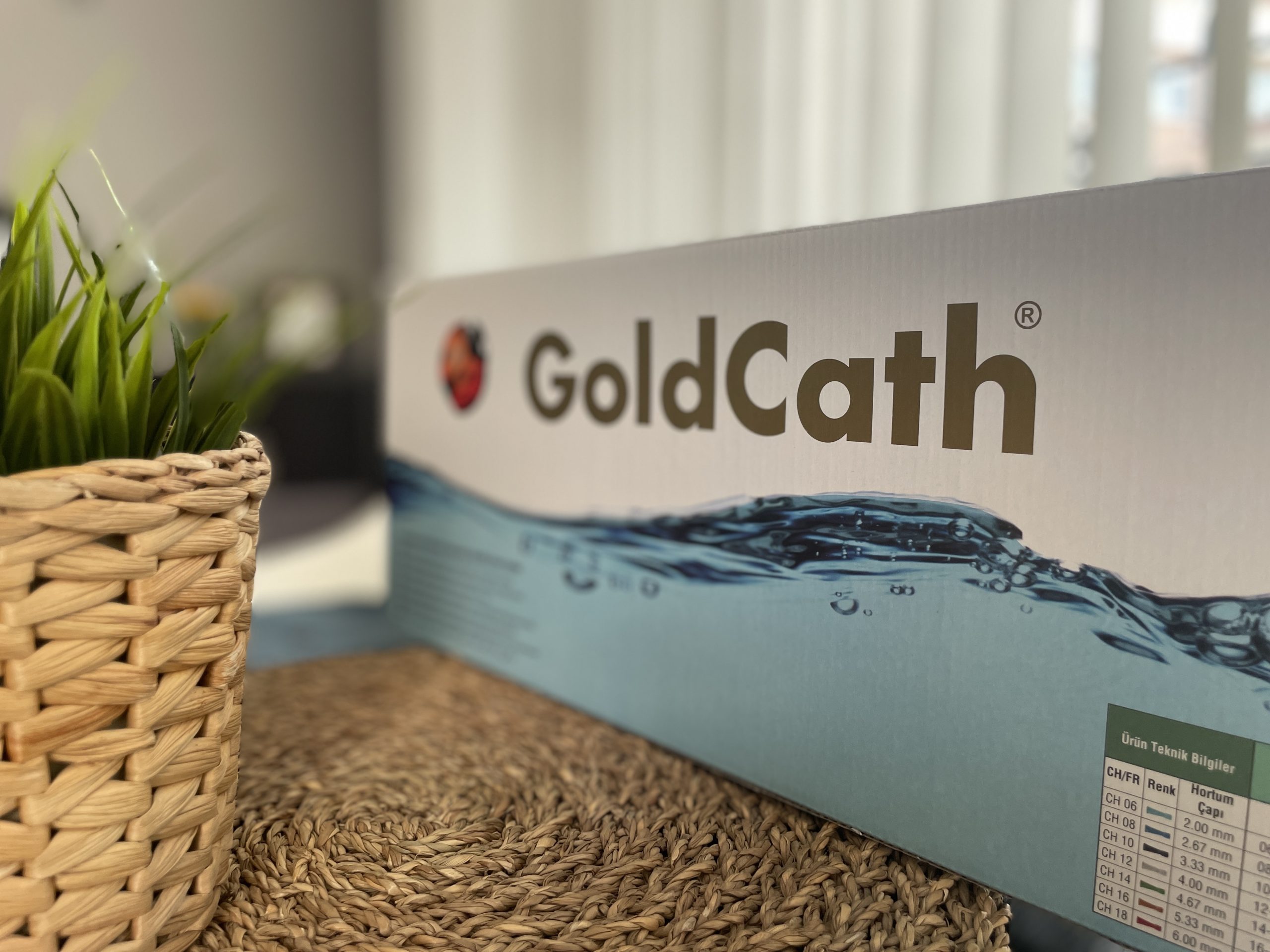 GoldCath  Kendinden Kayganlaştırıcılı Su Soketli Steril Jelli Sonda (CH08-30) 30’lu 1 paket 3