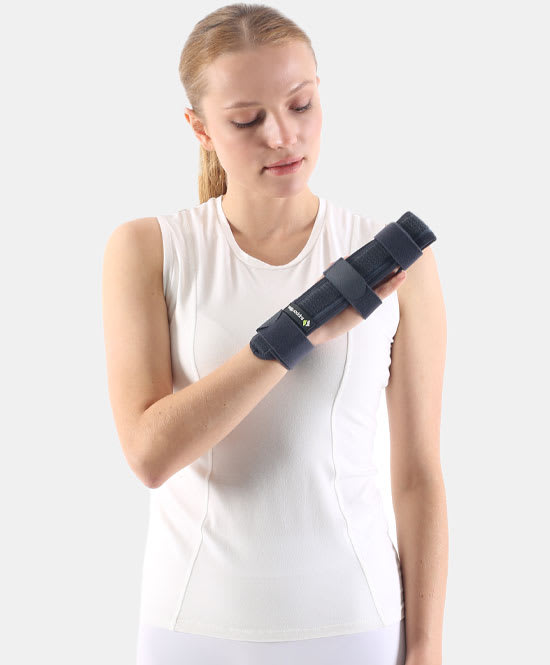 Orta Parmak Kırığı Ateli