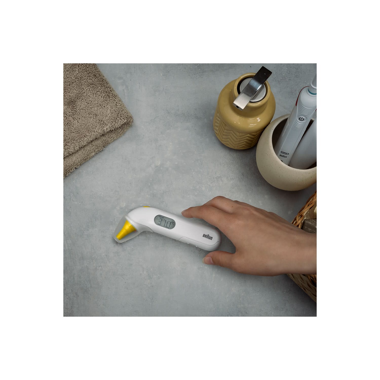 AyrStore Braun IRT3030 Kulaktan Ateş Ölçer 4