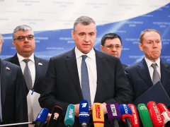 ЛДПР предлагает не устанавливать испытательный срок для многодетных родителей при приеме на работу