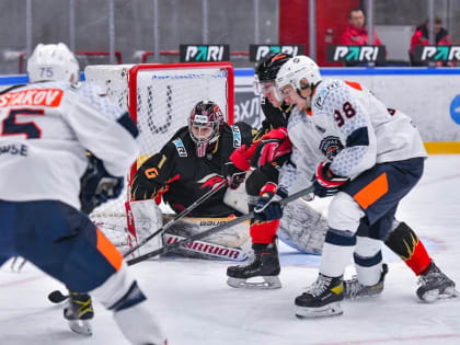 Сегодня ХК «Южный Урал» сыграет против «Омских Крыльев» в честь 65-летия орского хоккея