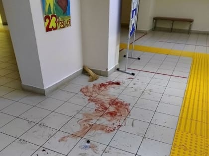 В Илеке охранник школы подрался с подростком. Прокуратура и полиция начали проверку