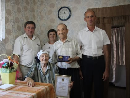 «Всё начинается с семьи!» — День семьи, любви и верности в Александровском районе!