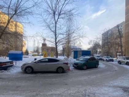 10-летний оренбуржец завел машину, сбил пешехода и врезался в Hyundai