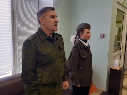 Как коллекционер начальником штаба стал