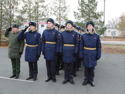 Мы за вас горой, вы за нас стеной!