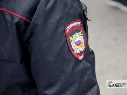 В Оренбуржье женщина обиделась на сожителя и ударила его топором