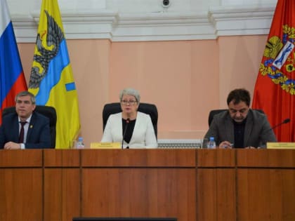 Обсуждение изменений в Уставе города Оренбурга на заседании Совета