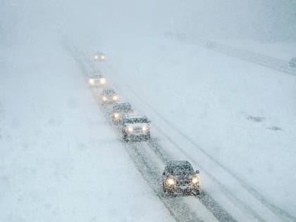 В центральном Оренбуржье перекрыли несколько трасс