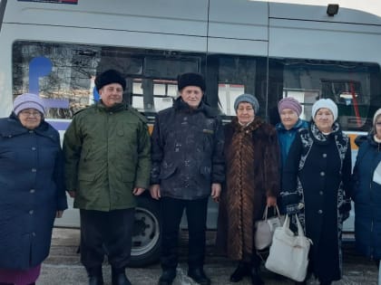 Пожилые жители села Николаевка прошли диспансеризацию в Сорочинске