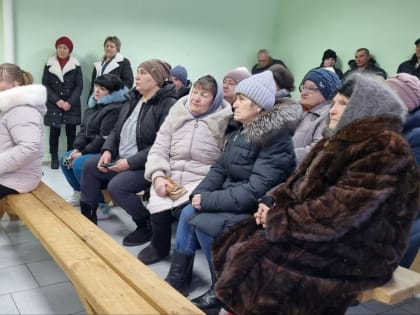 Депутат Иван Дубинин встретился с жителями Нижней Павловки