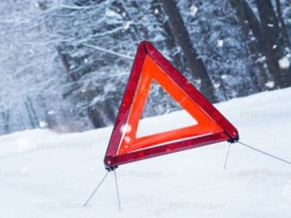 Пострадал пассажир. На трассе Самара-Оренбург «Лада-Веста» опрокинулась в кювет