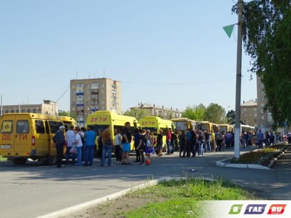 Родители будут доставлять детишек в лагерь на своем авто