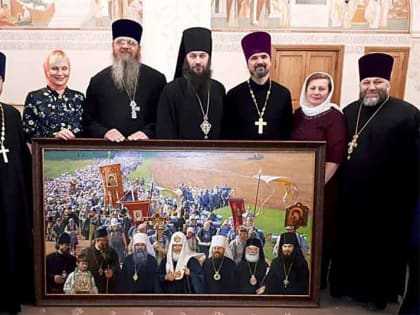 Картину орского художника и иконописца вручили Патриарху всея Руси Кириллу