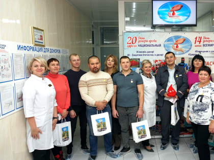 Доноры Оренбурга отмечены наградами в честь Дня народного единства