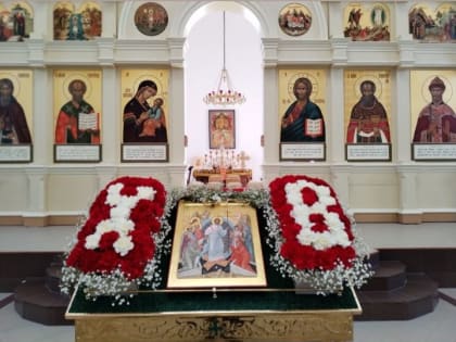 ПРЕОСВЯЩЕННЕЙШИЙ ИРИНЕЙ ВОЗГЛАВИЛ БОЖЕСТВЕННУЮ ЛИТУРГИЮ В ИОАННО-КРОНШТАДТСКОМ СОБОРЕ ГАЯ