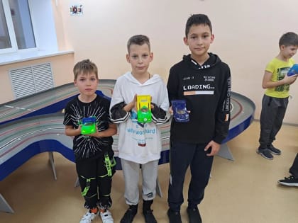 Гонщик из Дворца пионеров мечтает о всероссийских соревнованиях