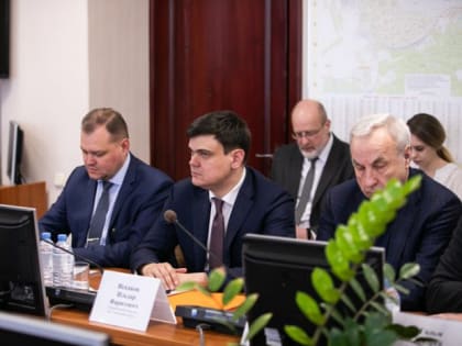 Уральская Сталь приняла участие в расширенном совещании, посвященном работе промышленных предприятий