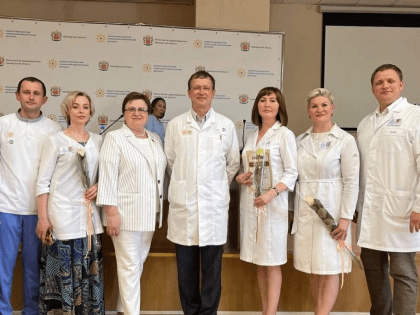 Парламентарии отметили лучших работников здравоохранения