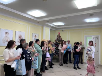 Рожденные 1 января. В Оренбурге начали выписывать первых малышей 2025 года