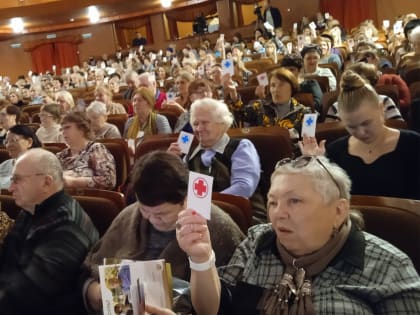 От стресса можно убежать. В Орском драмтеатре прошло ток-шоу для старшего поколения «Здоровье 55+»