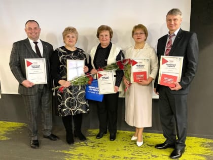 Оренбургских профлидеров и активистов наградили премией «Команда Путина»