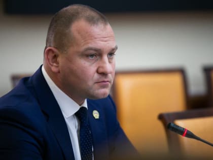 Главе Оренбурга Сергею Салмину продлили больничный