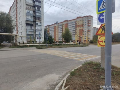 В Оренбурге на улице Амурской появился светофор для школьников