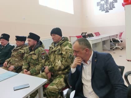 Сорочинские  школьники встретились с участниками спецоперации