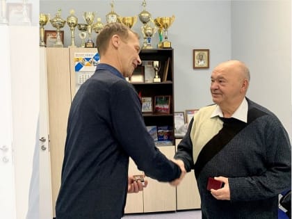 Новотройчанин получил удостоверение мастера спорта России по радиоспорту