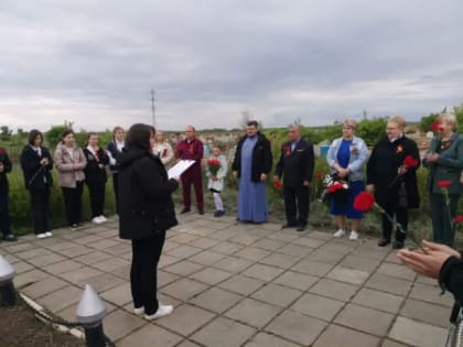 КЛИРИК КАЗАНСКОГО ХРАМА ОРСКА ПРИНЯЛ УЧАСТИЕ В МИТИНГЕ «ПАМЯТИ ПАВШИХ, ВО СЛАВУ ЖИВЫХ»