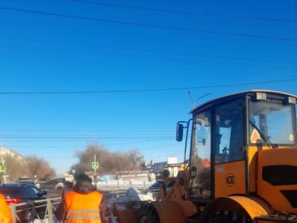 Глава Орска поставил задачу активизировать работу по вывозу снега