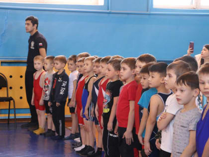 В Орске прошел турнир по вольной борьбе