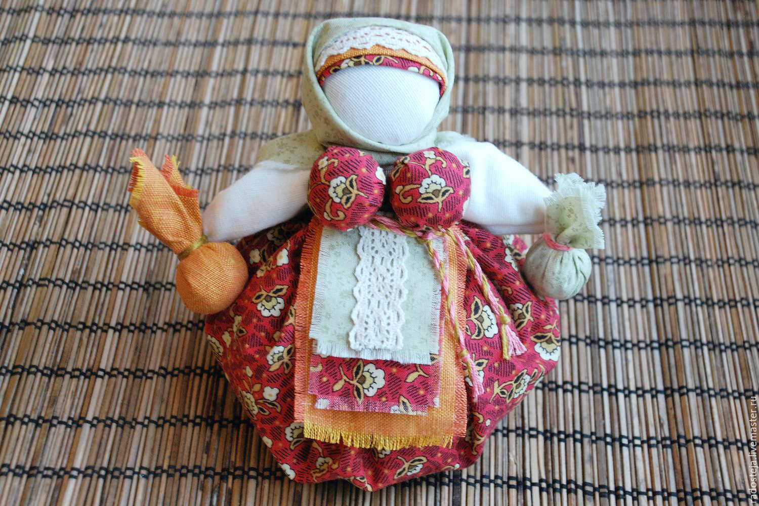 Кукла травница