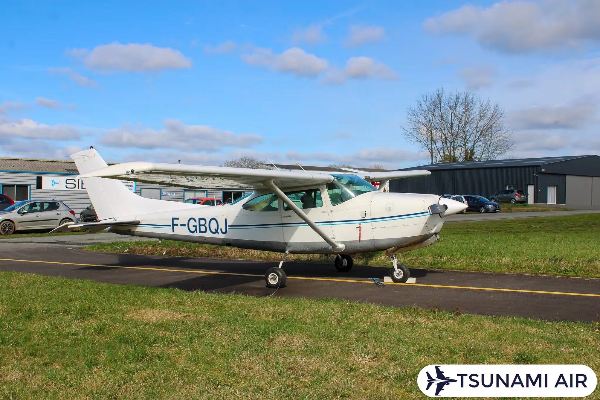 Reims Cessna FR-182 RG F-GBQJ