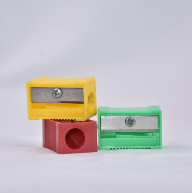 Tajador de plastico  — imagen 1