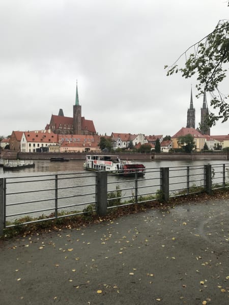 wrocław river and old town