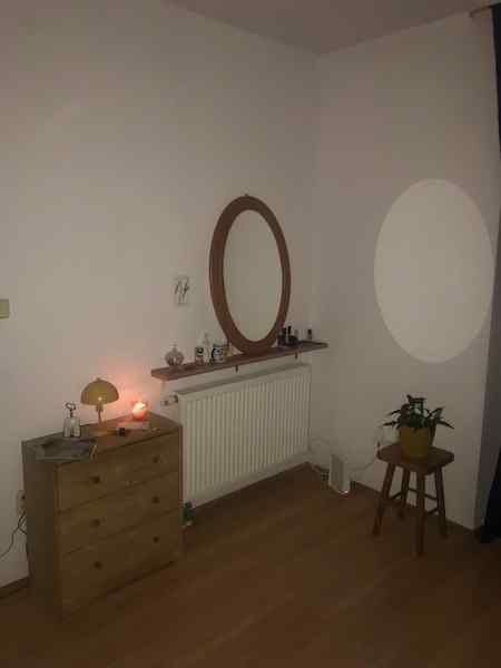 Marilia's drawers, shelf with mirror, things