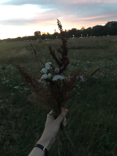 me holding up bouquet i made in błonia