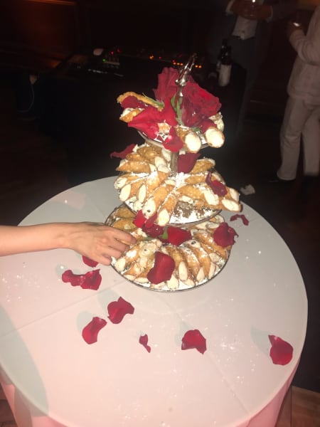 canoli tower with roses
