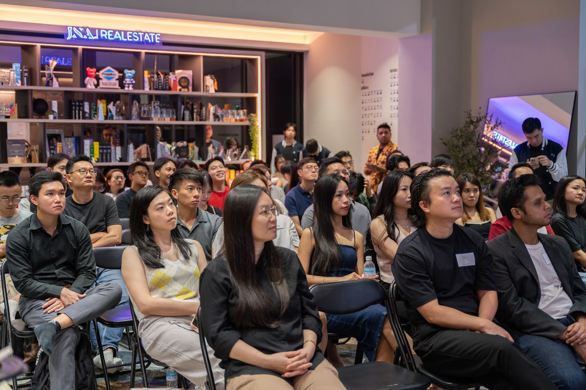 Aspiring agents seeking mentorship and direction