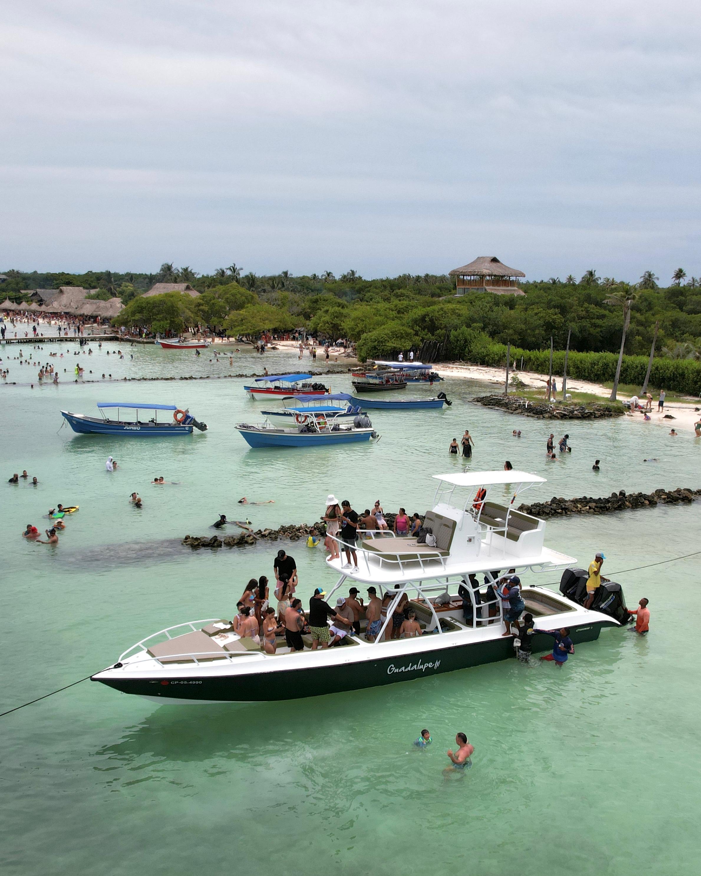 Viajes a las islas de San Bernardo